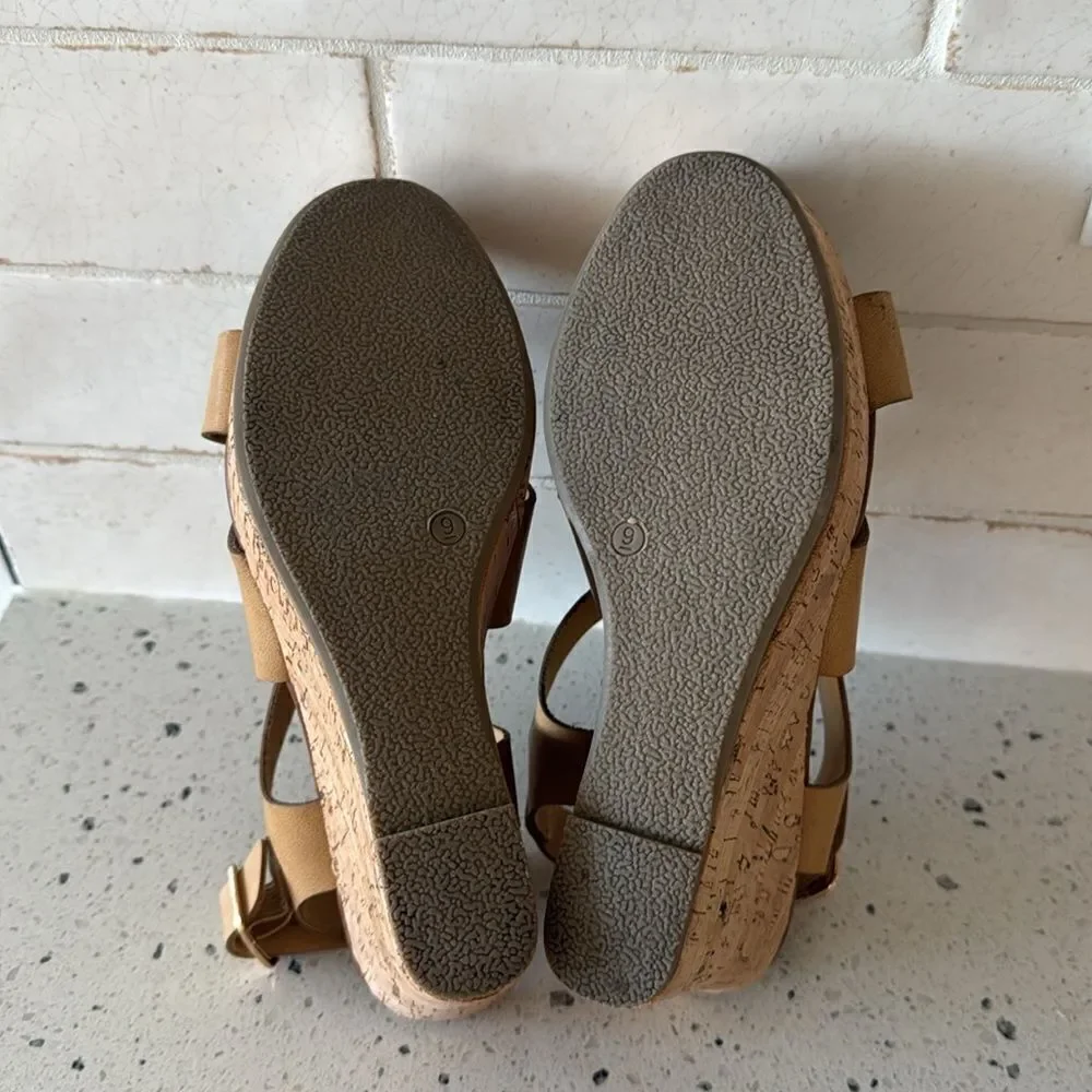 Seven7 Winnie Wedge Cork Natural Tan Vegan Leather Heeled Sandals Shoes size 9